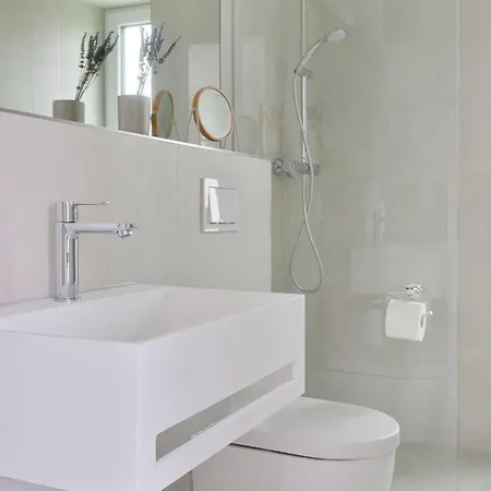 Kosi Am Fuenf * 科瑟罗