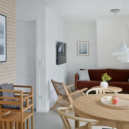 Kosi Am Fuenf Appartamento Koserow