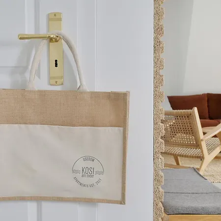 아파트 Kosi Am Fuenf 코세로우